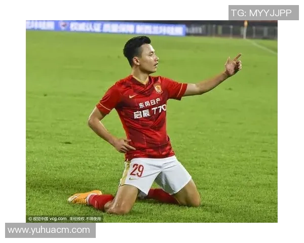 足球明星郜林的太太：她背后的故事与支持他成功的力量